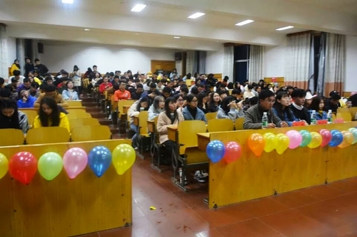 mmexport1542789525465