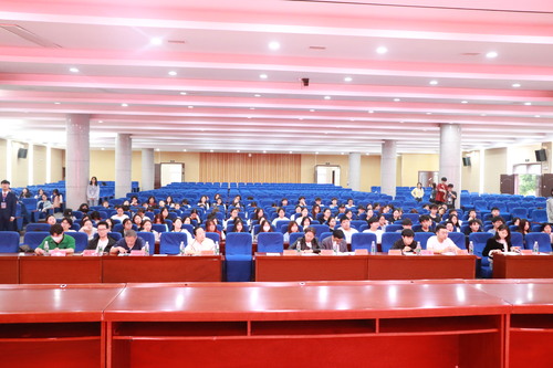 76f435e52679c43bc5613e33ef02aa8