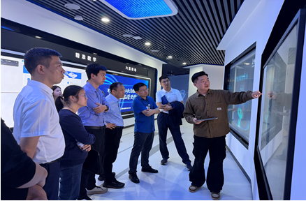 深化产教融合 共育数智英才——学院师生赴中国电信永州分公司开展专业见习（图）