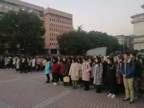 mmexport1513664190451