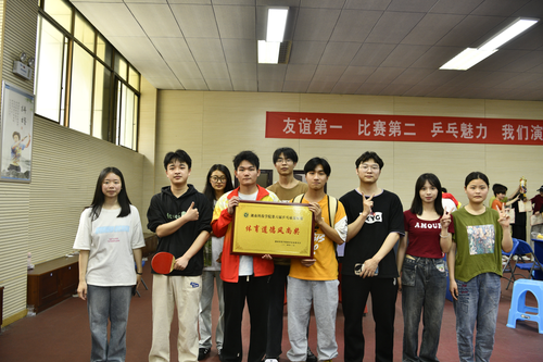 2c4d7882700e494ec7abfe79bda4641