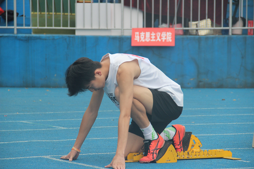 0df835f10f3a6308e7dd18437eddc64