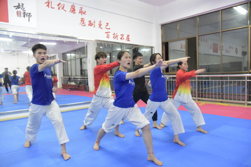 beat365中文官方网站体育学院：专业建设谱新篇 综合育人结硕果